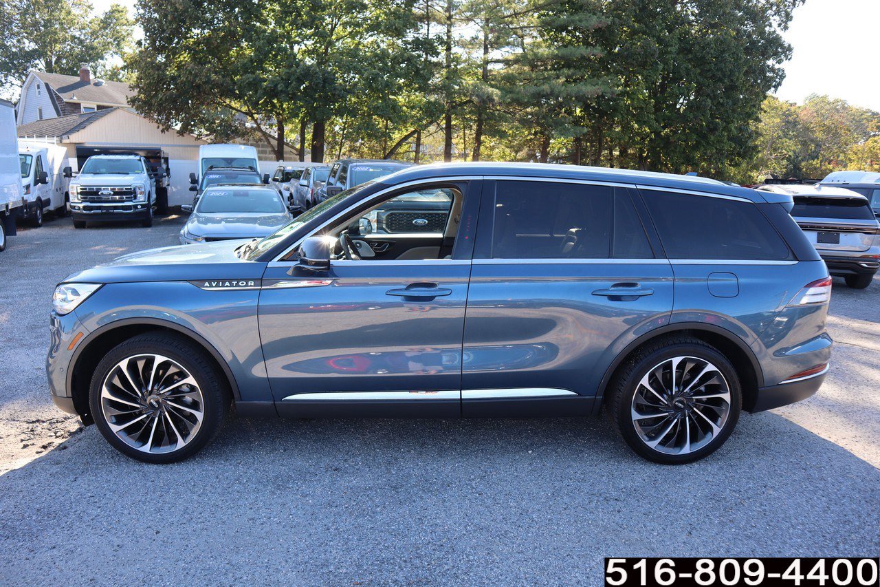 Used 2020 Lincoln Aviator Reserve w/ Equipment Group 202A image 9
