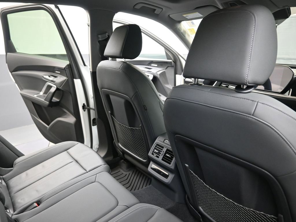 Used 2025 Audi Q5 2.0T Premium Plus w/ Premium Plus image 15