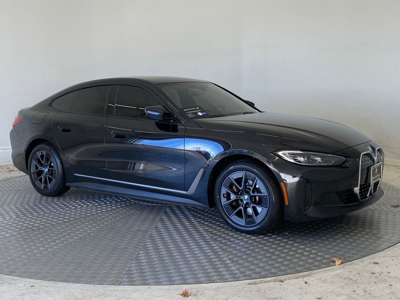 Certified 2023 BMW i4 eDrive35 w/ Premium Package image 6