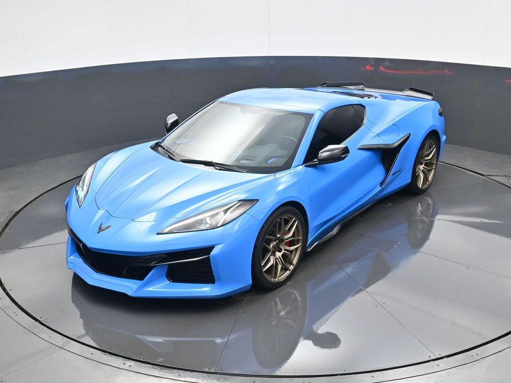 Used 2023 Chevrolet Corvette Z06 w/ Engine Appearance Package image 33