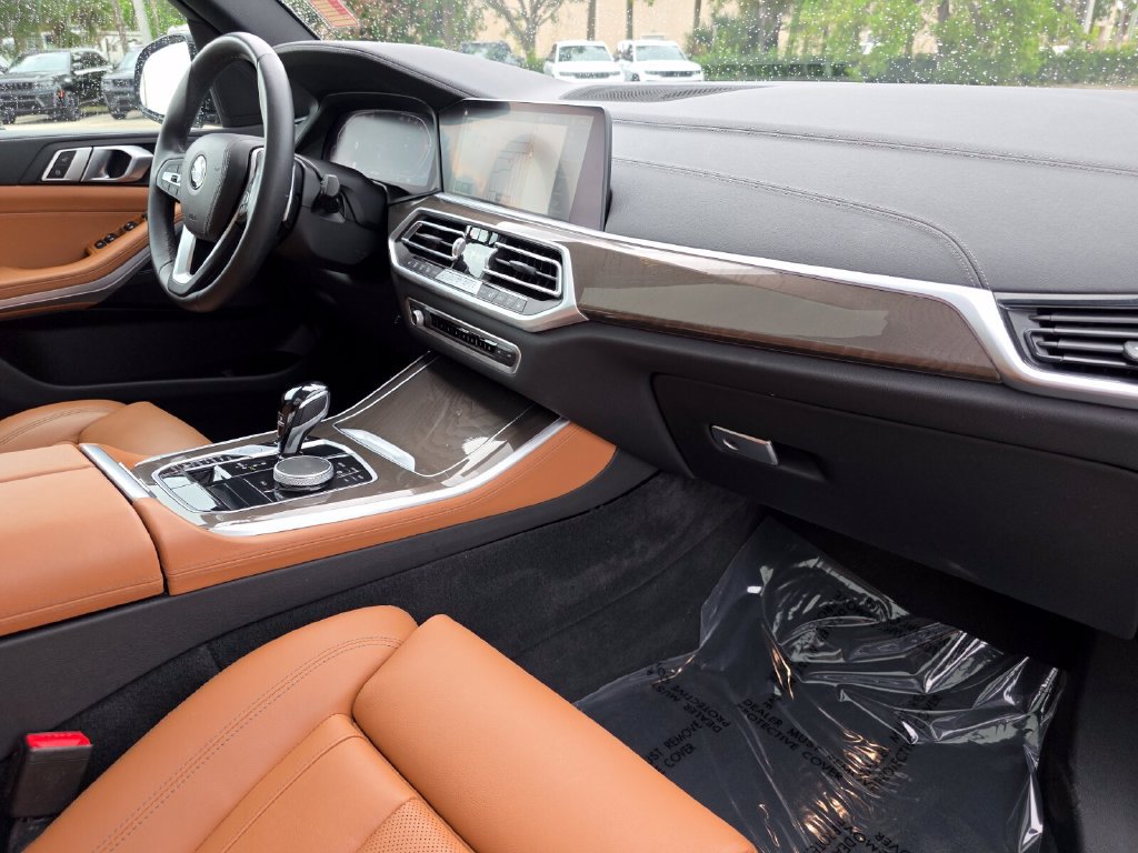 Used 2022 BMW X5 sDrive40i w/ Parking Assistance Package RWD image 14