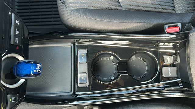Used 2022 Toyota Prius Prime LE image 13