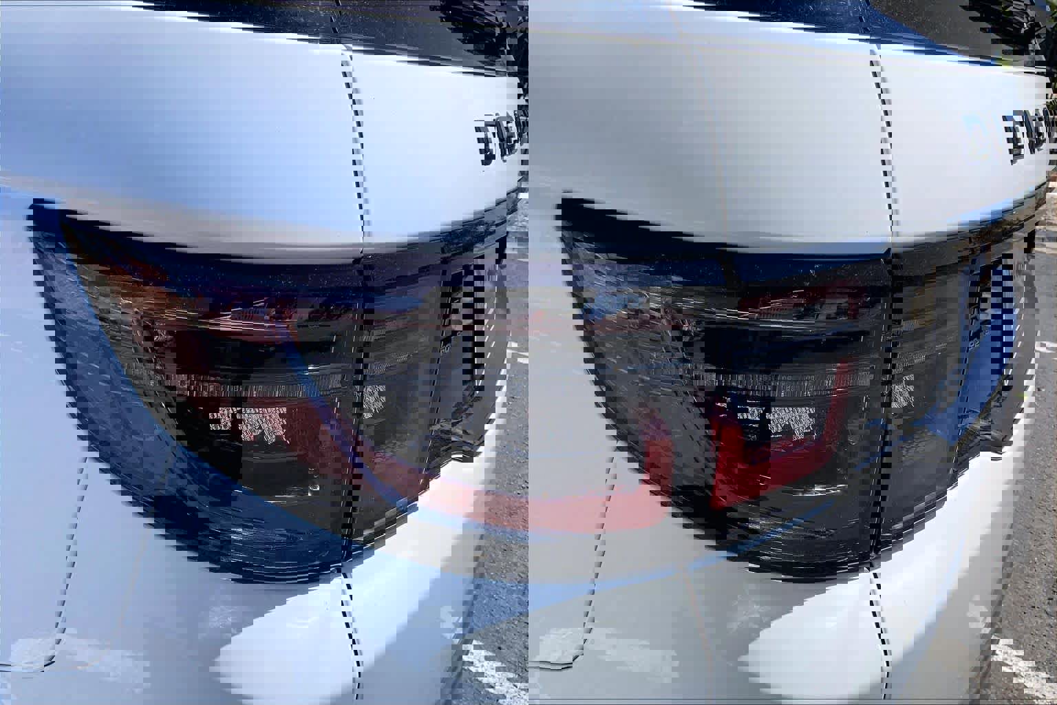 Used 2020 Land Rover Discovery Sport S image 25