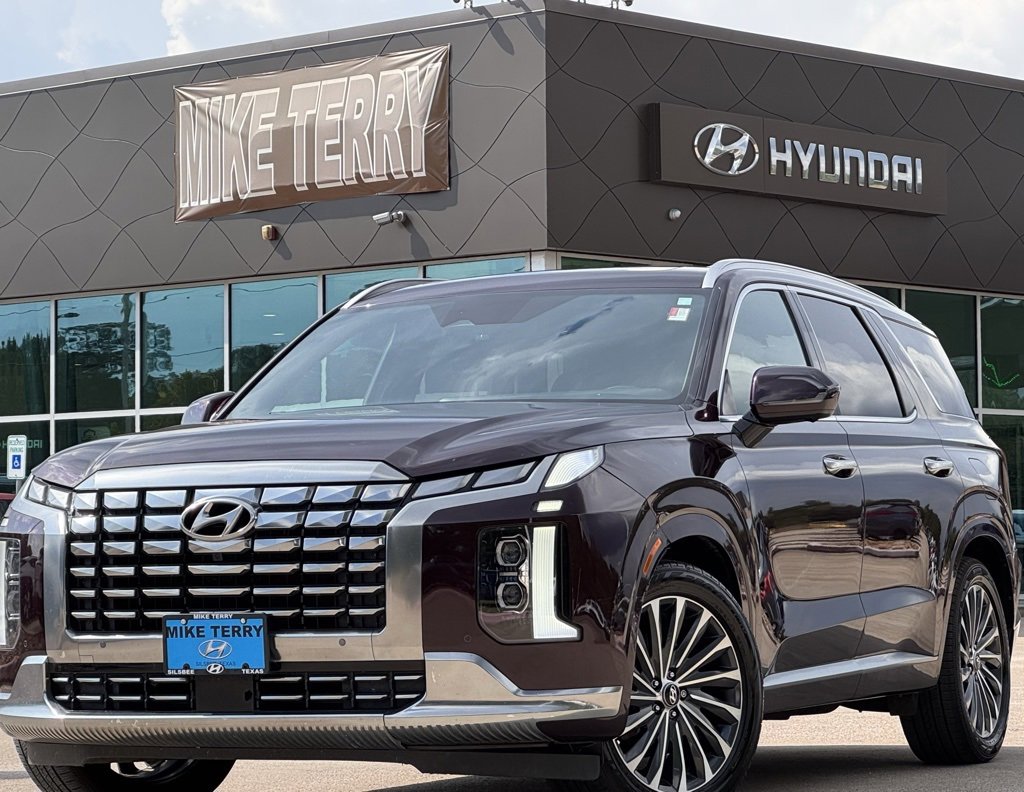 Used 2023 Hyundai Palisade Calligraphy w/ Cargo Package image 1