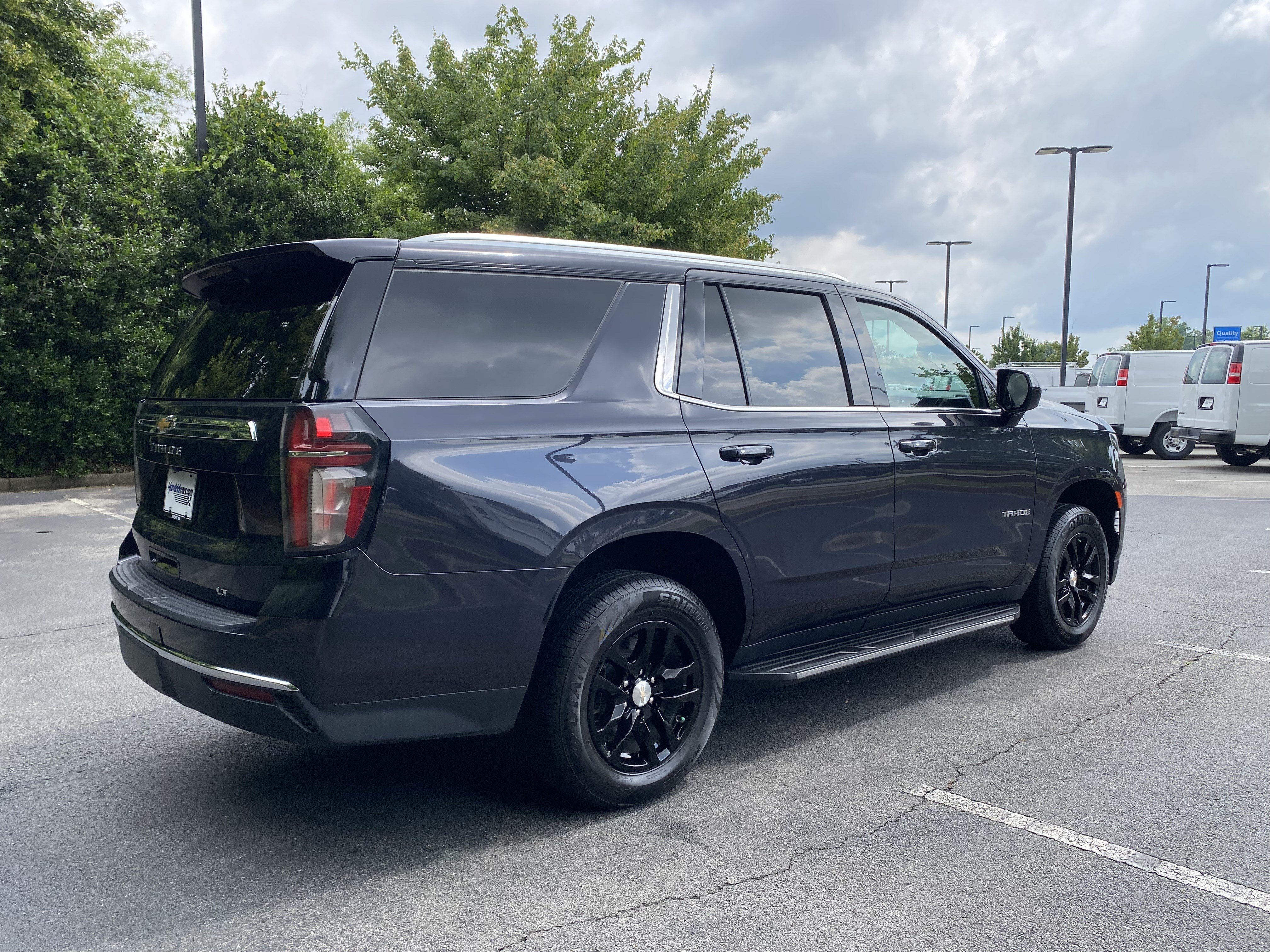 Used 2023 Chevrolet Tahoe LT AWD/4WD image 9