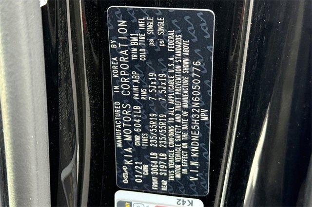 Certified 2022 Kia Carnival SX Prestige image 39