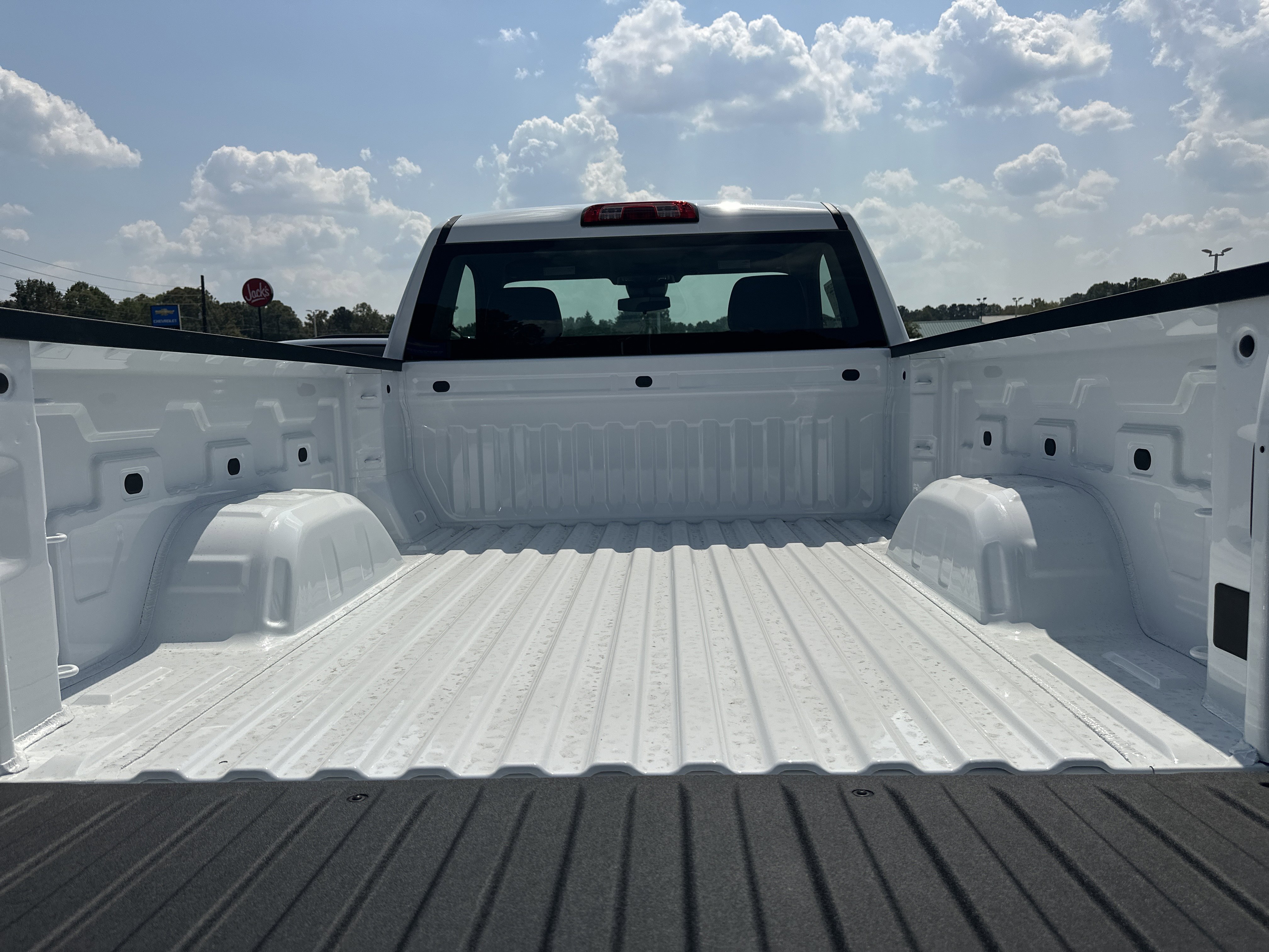 New 2026 Chevrolet Silverado 1500 W/T w/ Trailering Package image 18