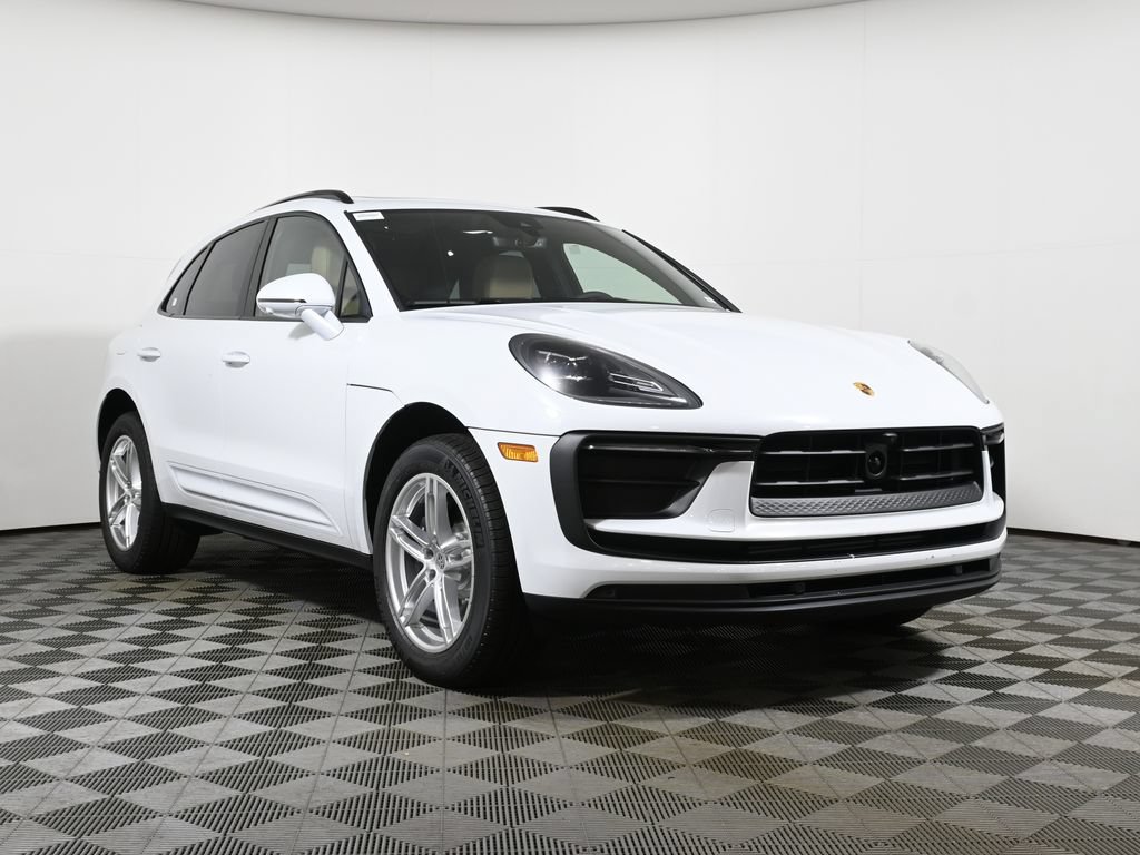 New 2026 Porsche Macan AWD/4WD image 9