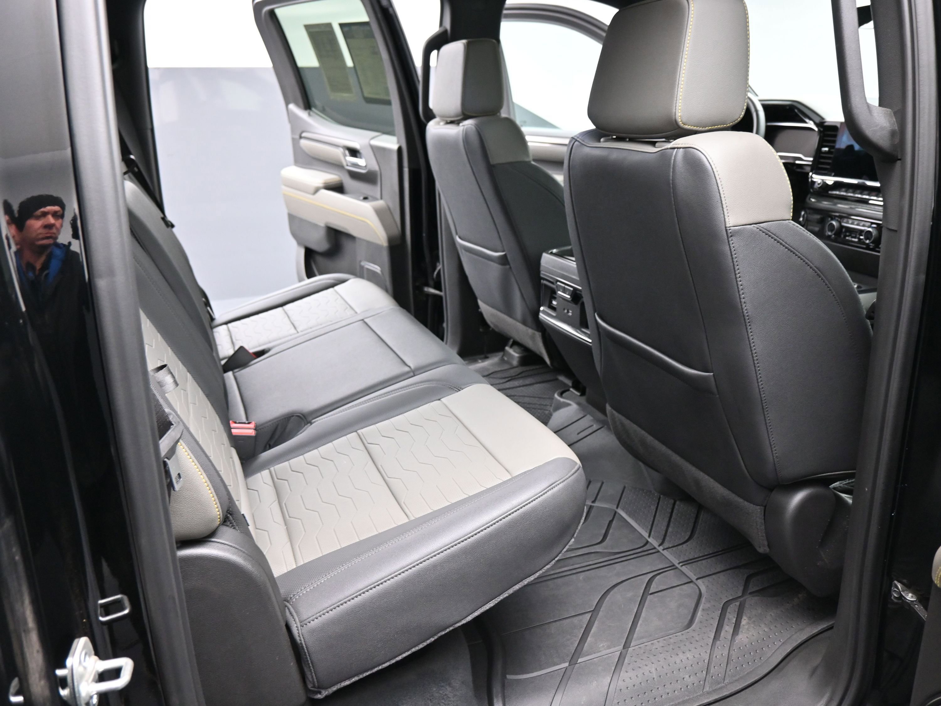 Certified 2025 Chevrolet Silverado 1500 ZR2 w/ Technology Package image 19