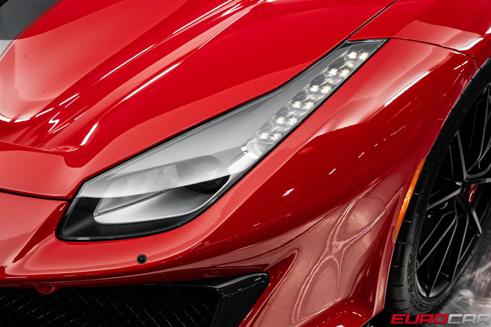 Used 2019 Ferrari 488 Pista Coupe RWD image 14