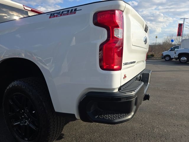 Used 2025 Chevrolet Silverado 1500 LT Trail Boss image 10