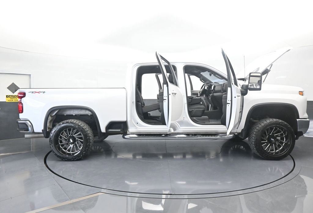 Used 2024 Chevrolet Silverado 2500 LT image 76