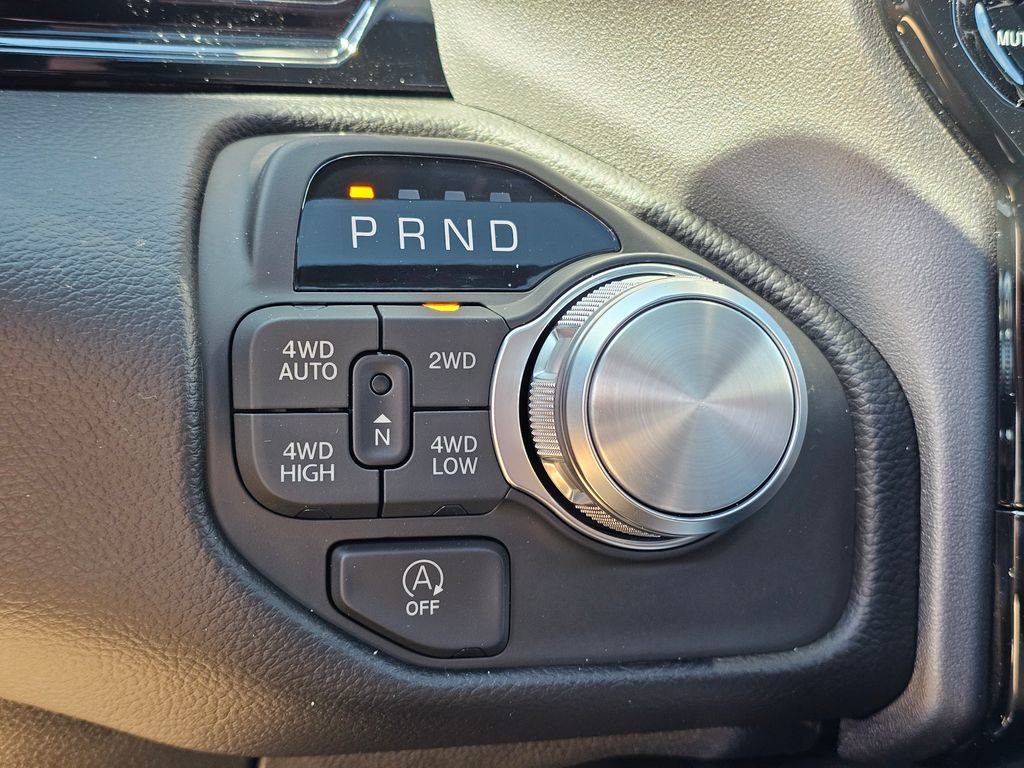 New 2026 RAM 1500 Laramie AWD/4WD image 26