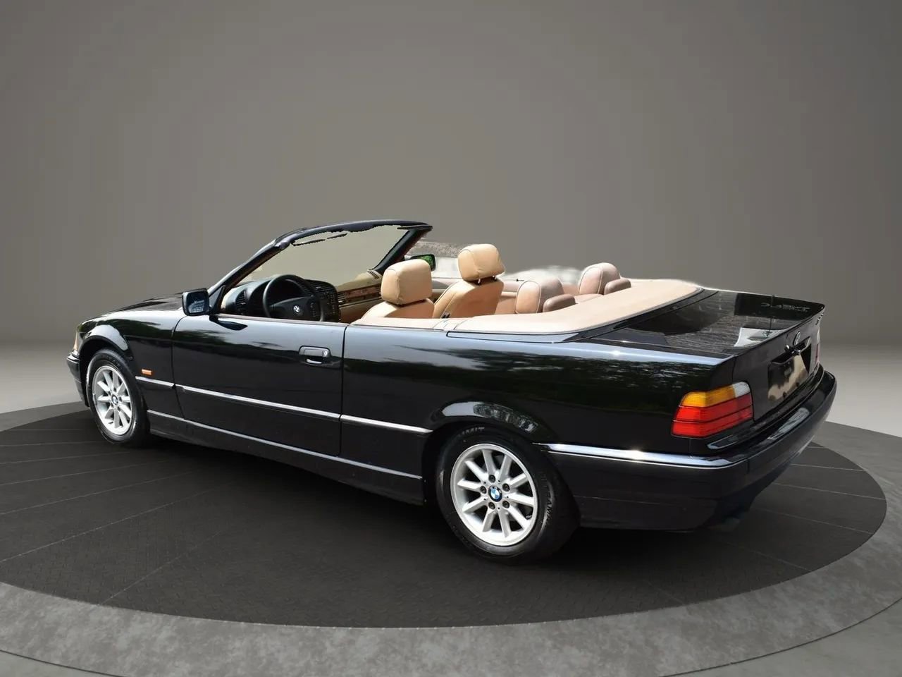 Used 1999 BMW 328i Convertible image 21