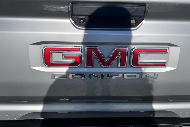 Used 2023 GMC Canyon AT4 image 31