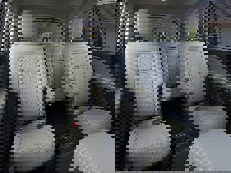 New 2026 Lincoln Aviator AWD image 11