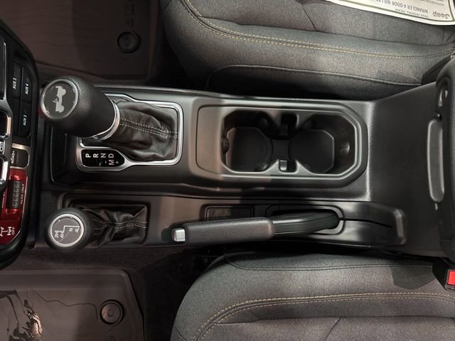 New 2025 Jeep Wrangler Willys AWD/4WD image 30