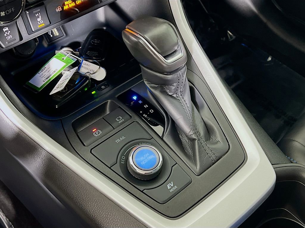 Used 2024 Toyota RAV4 XSE w/ Advanced Technology Package AWD/4WD image 16