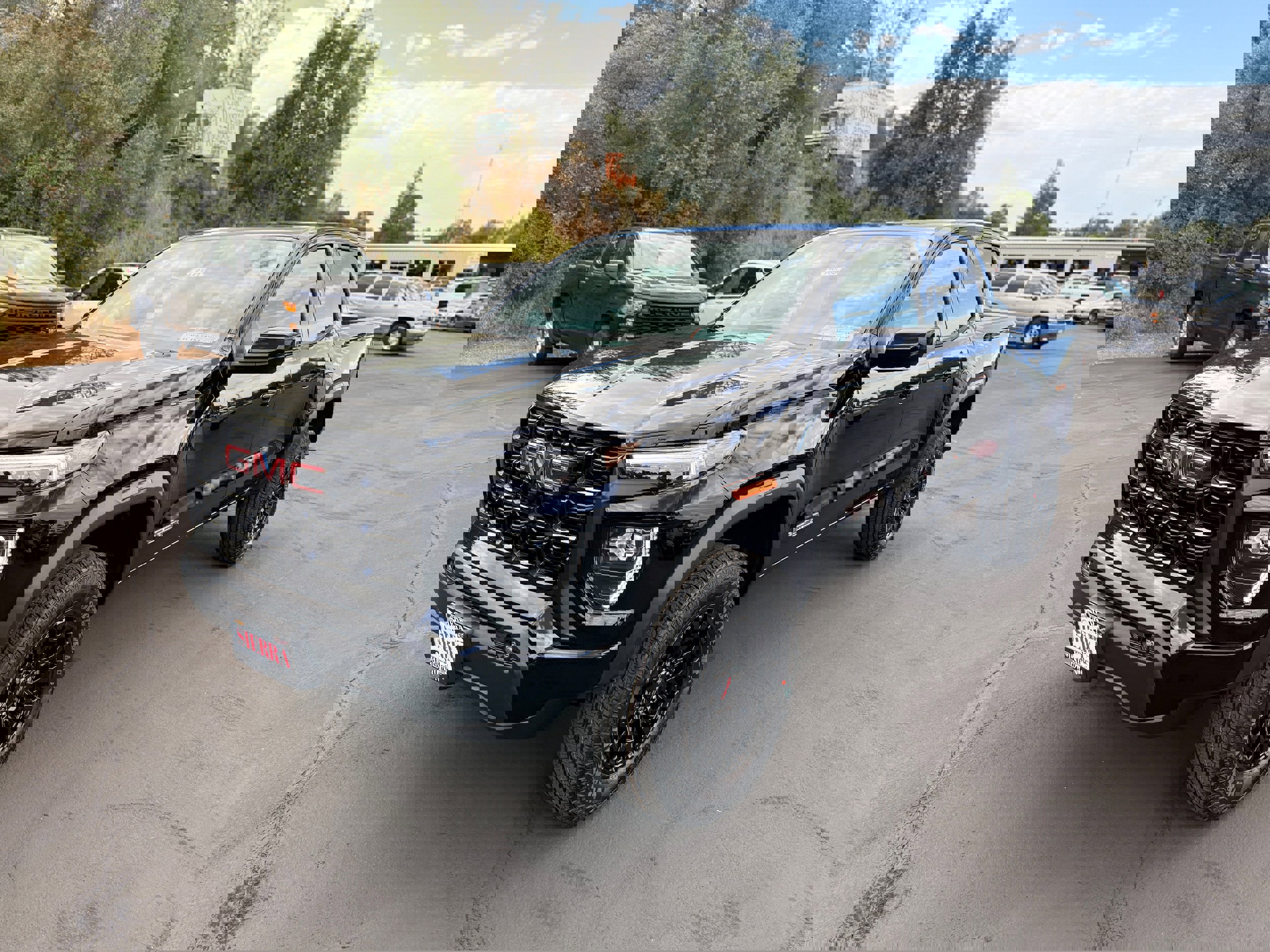 New 2026 GMC Canyon Elevation w/ Convenience Package image 1