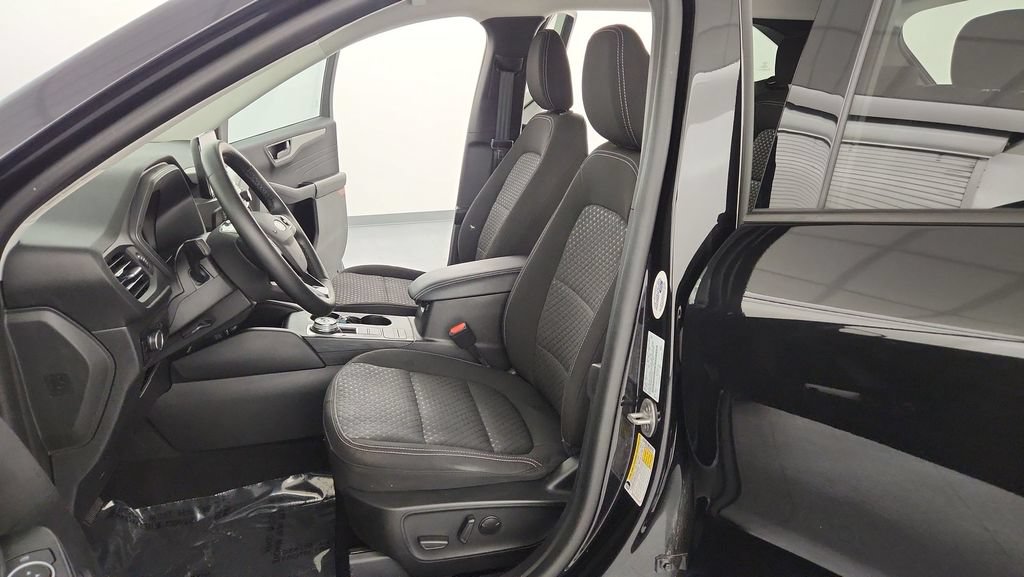 Used 2023 Ford Escape Active AWD/4WD image 14