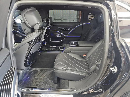 Used 2022 Mercedes-Benz Maybach S 580 4MATIC image 4