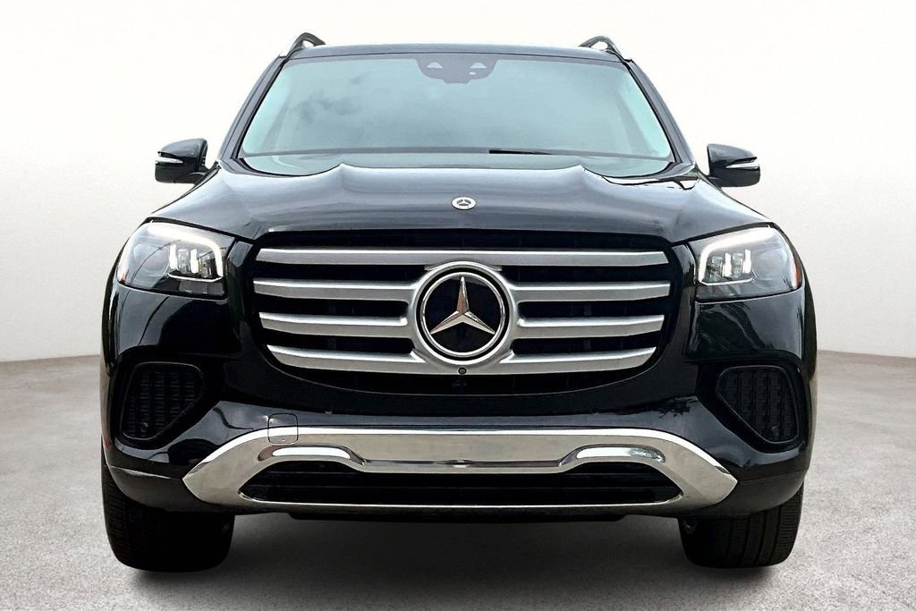 Used 2024 Mercedes-Benz GLS 450 4MATIC image 6