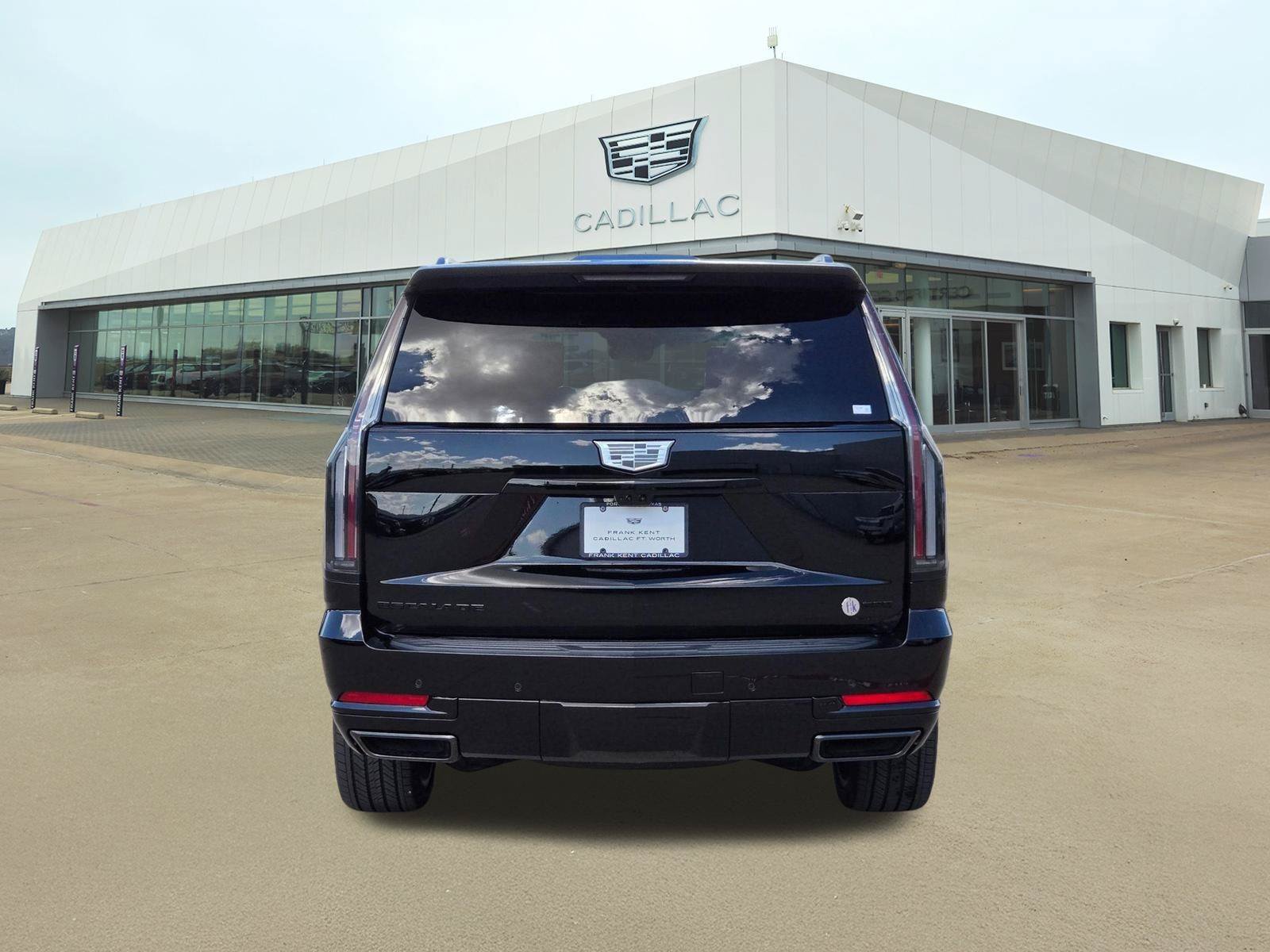New 2026 Cadillac Escalade Platinum Sport w/ LPO, ONYX Package AWD/4WD image 5