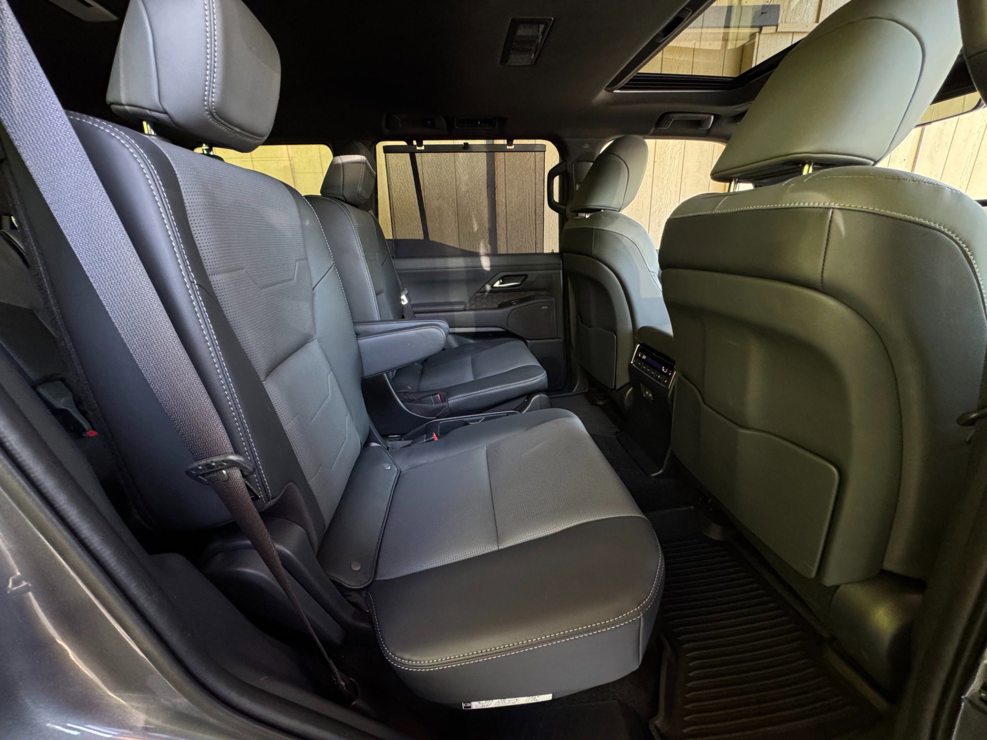 Used 2024 Lexus GX 550 AWD/4WD image 35