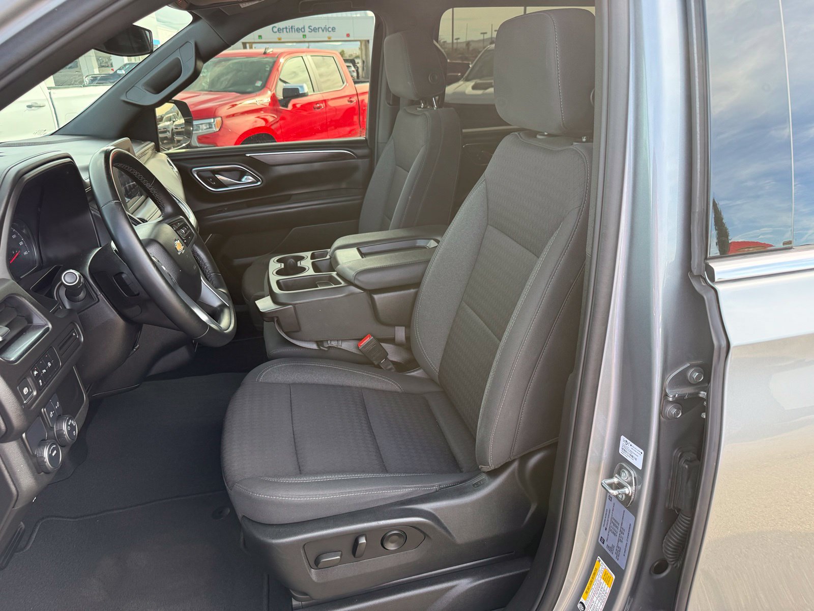 Used 2024 Chevrolet Suburban LS w/ Driver Alert Package RWD image 30