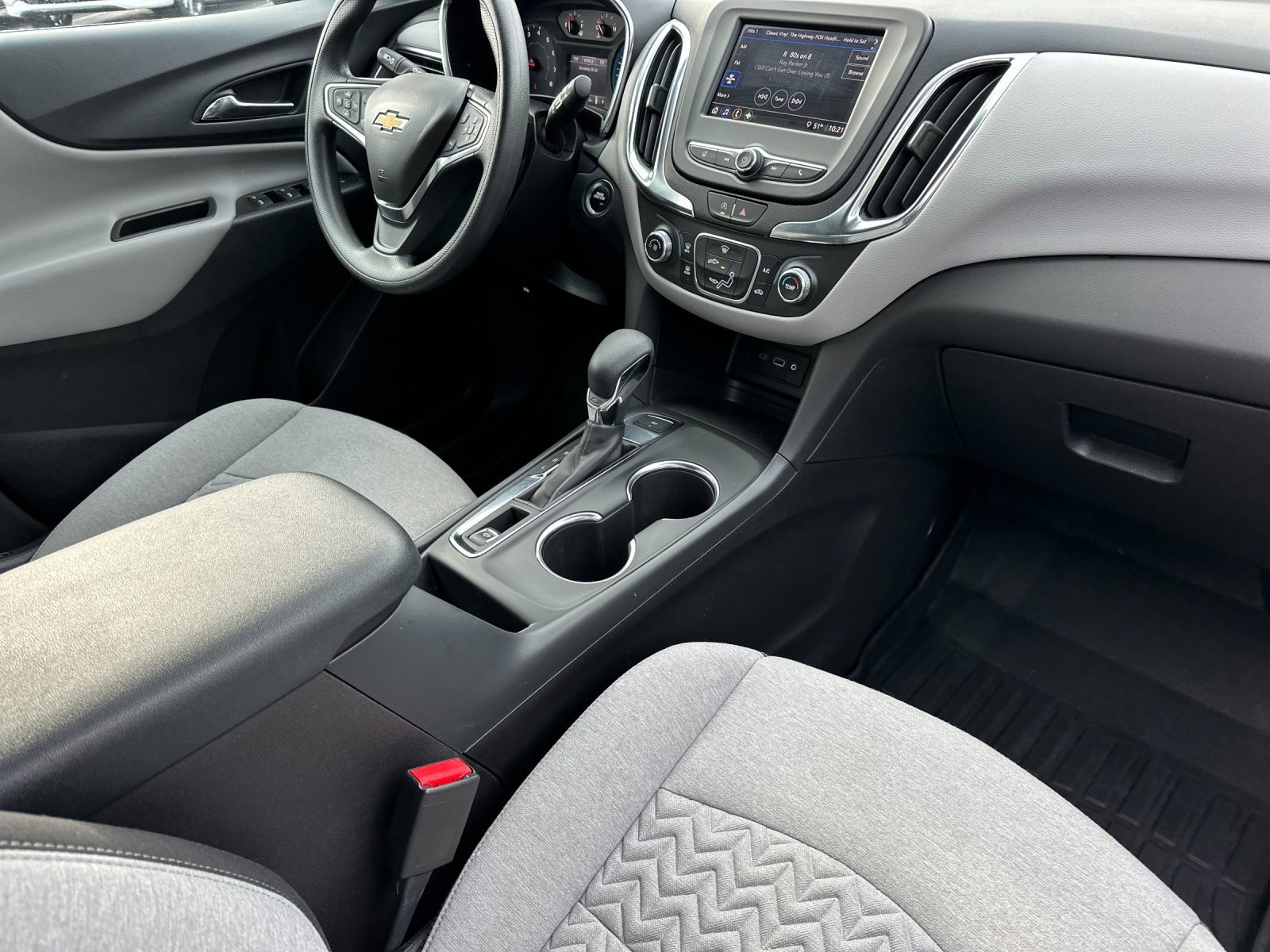 Used 2024 Chevrolet Equinox LS image 16