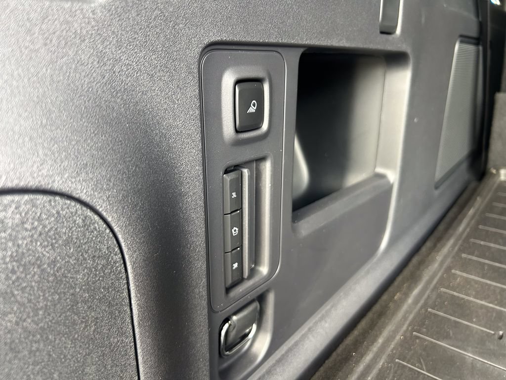 Certified 2025 Lincoln Navigator L Reserve AWD/4WD image 19