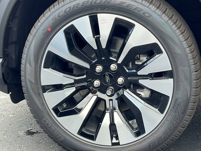 New 2026 Ford Explorer Platinum AWD/4WD image 8