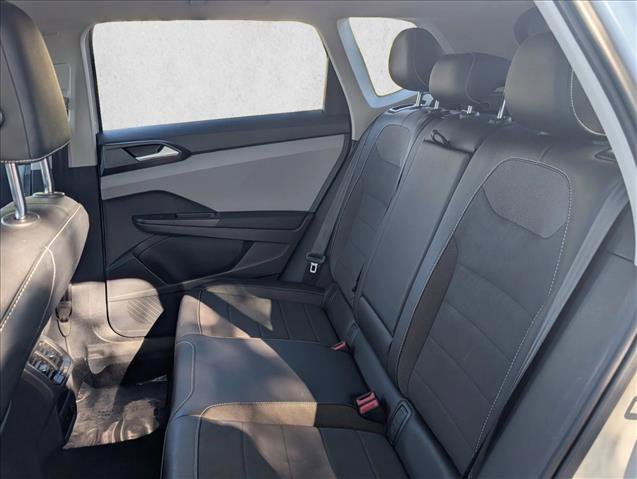 Used 2023 Volkswagen Taos SE image 20