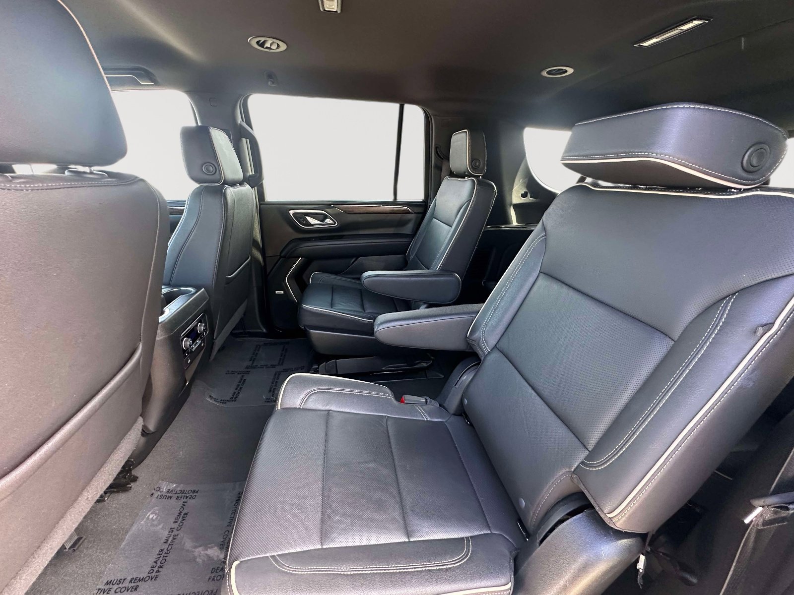 Certified 2023 Chevrolet Suburban Premier image 34