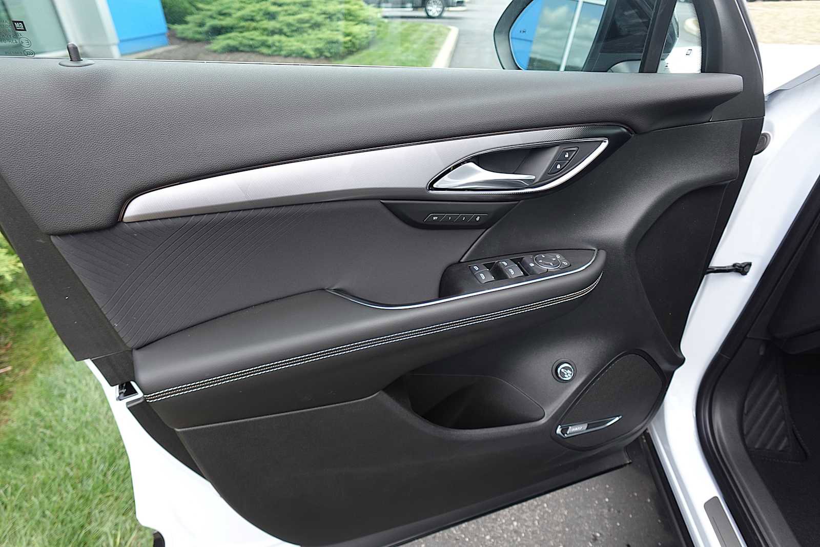 New 2025 Buick Envision Sport Touring image 11