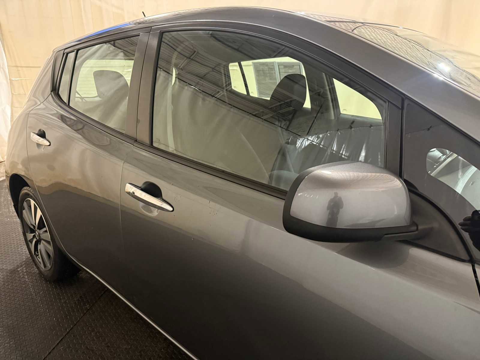 Used 2016 Nissan Leaf SV image 11