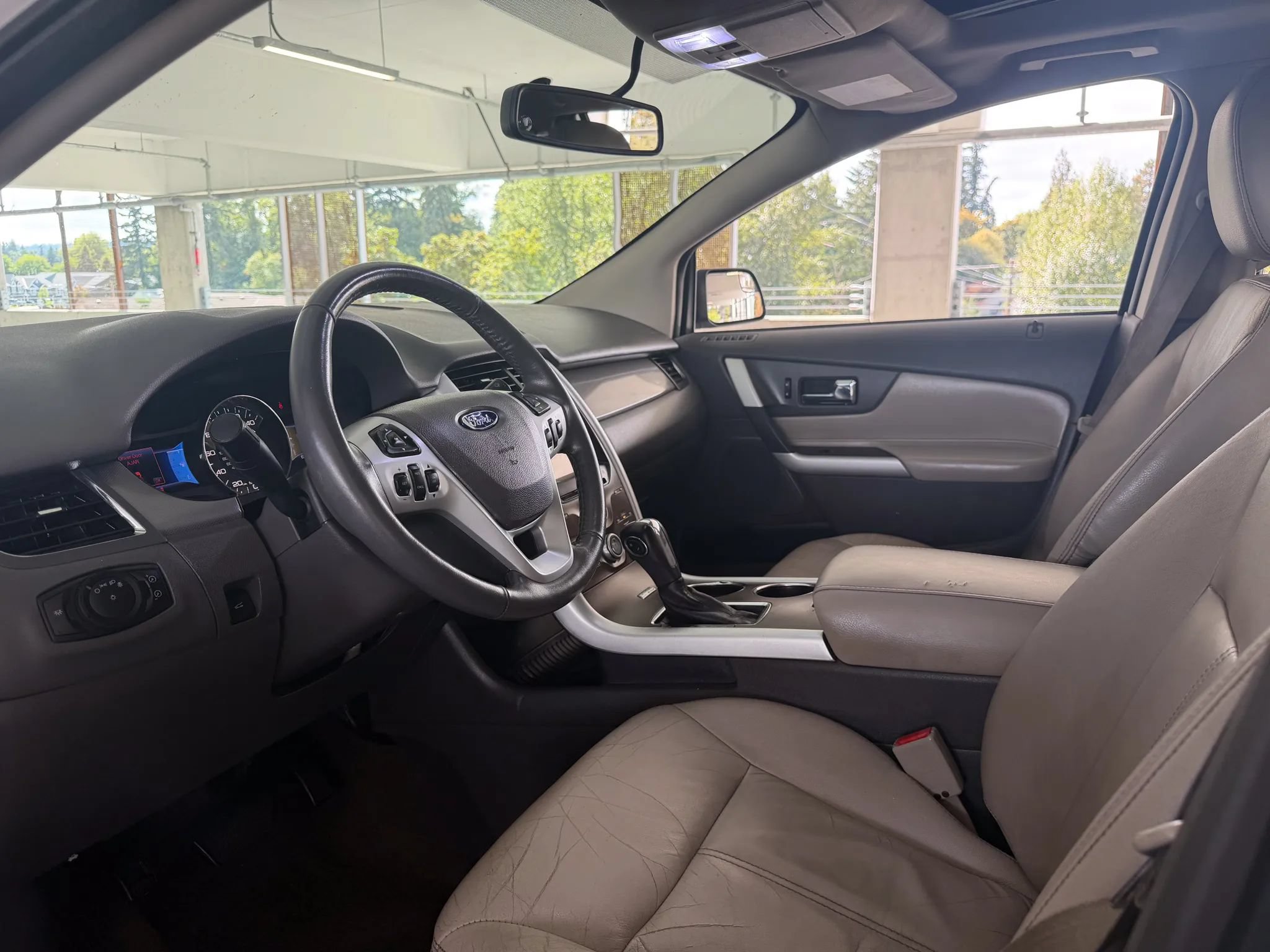 Used 2013 Ford Edge SEL FWD image 16