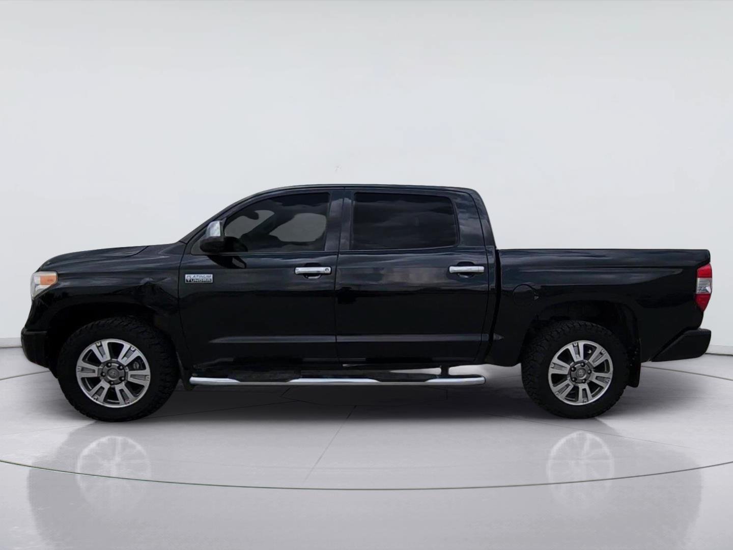Used 2017 Toyota Tundra Platinum AWD/4WD image 17