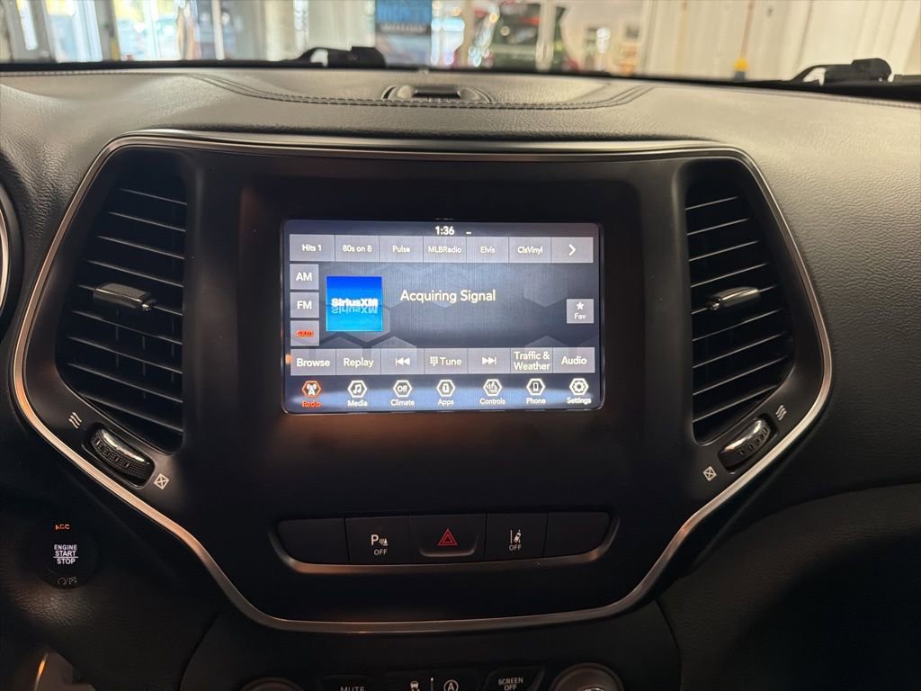 Used 2021 Jeep Cherokee Latitude Lux w/ Trailer Tow Group image 19