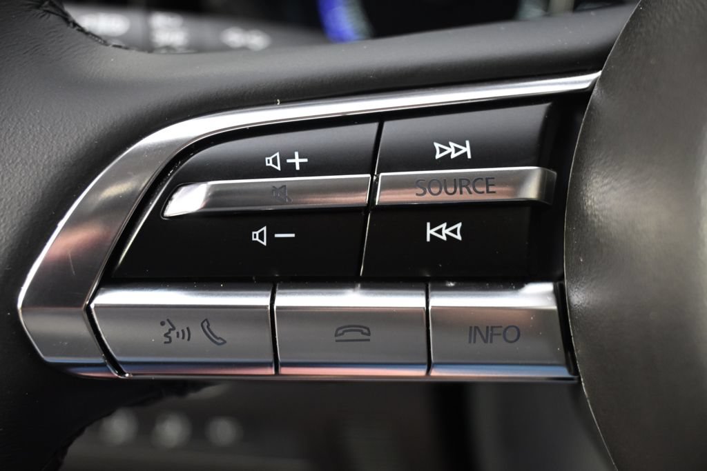 Used 2025 MAZDA CX-50 AWD 2.5 Hybrid w/ Premium Pkg image 34