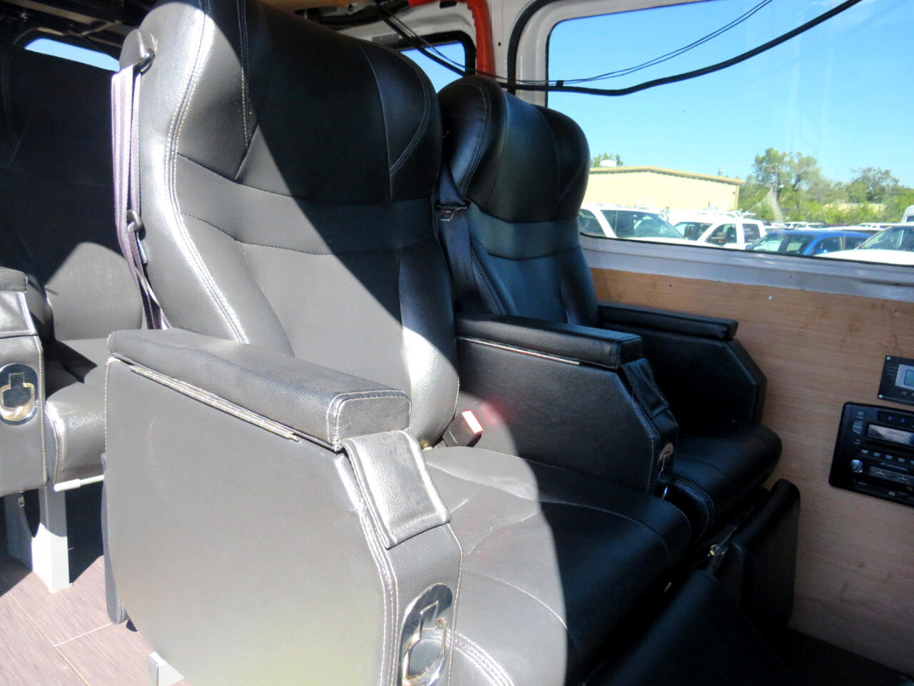 Used 2010 Freightliner Sprinter 2500 image 21