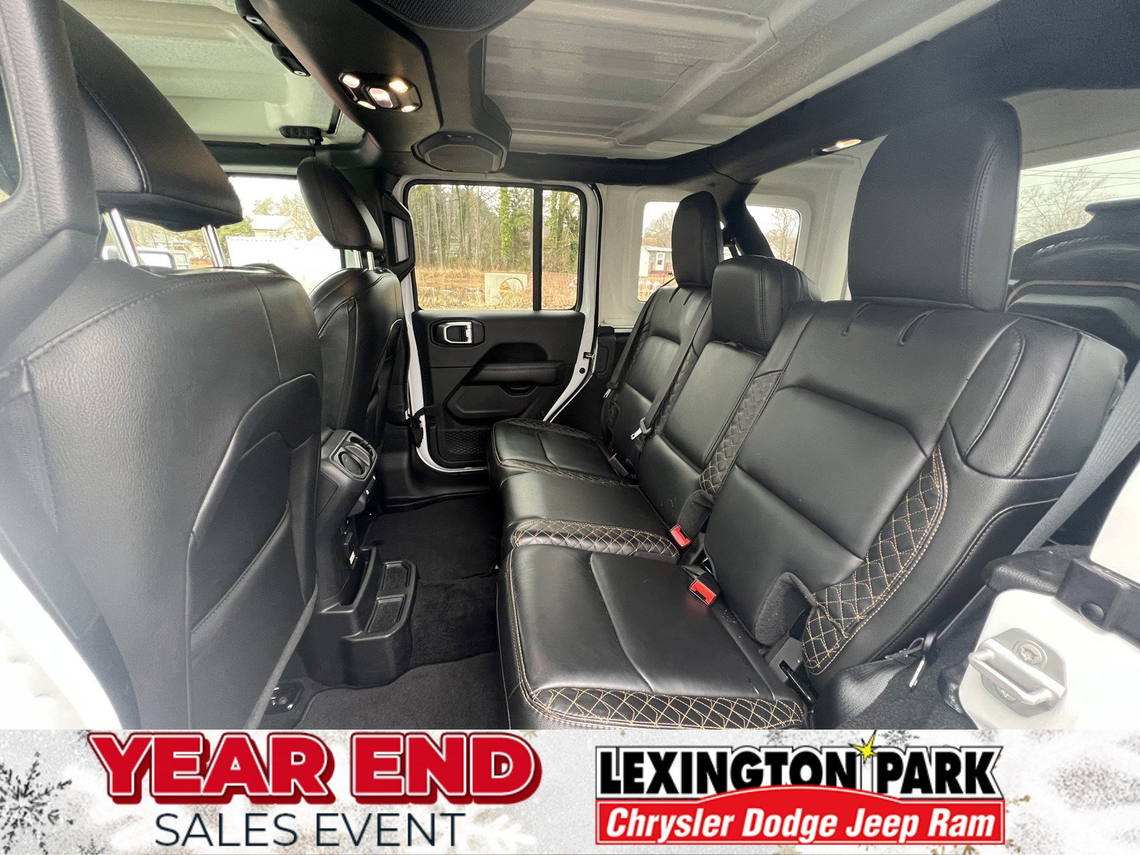 Used 2023 Jeep Wrangler Unlimited Sahara image 13