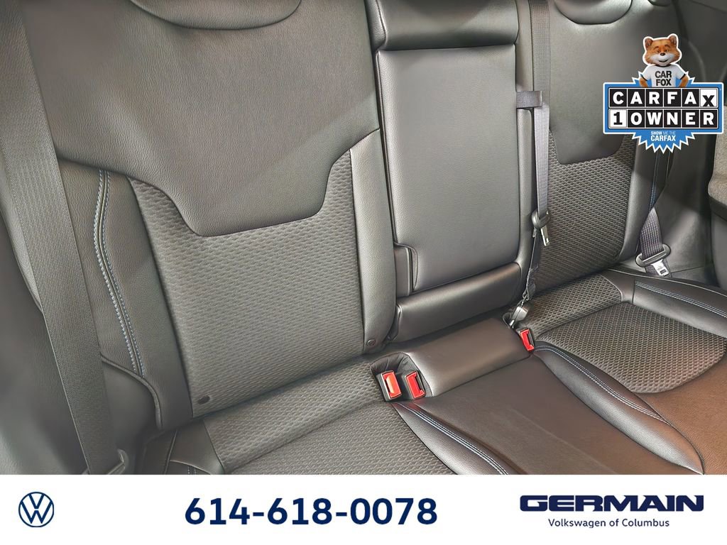 Used 2024 Jeep Compass Latitude w/ Sun and Sound Group image 23