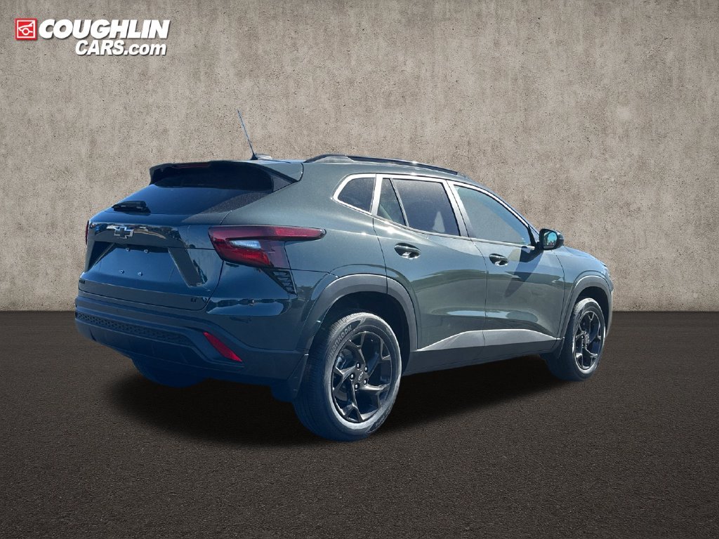 New 2026 Chevrolet Trax LT w/ Driver Confidence Package FWD image 8
