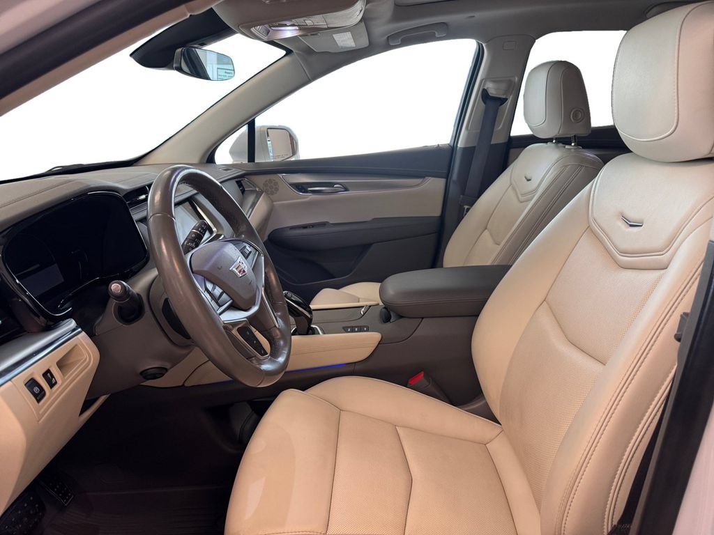 Used 2019 Cadillac XT5 Luxury AWD/4WD image 10