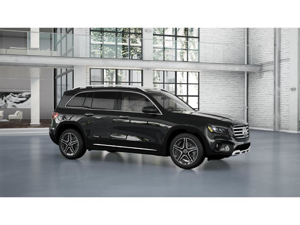 Used 2026 Mercedes-Benz GLB 250 4MATIC image 13
