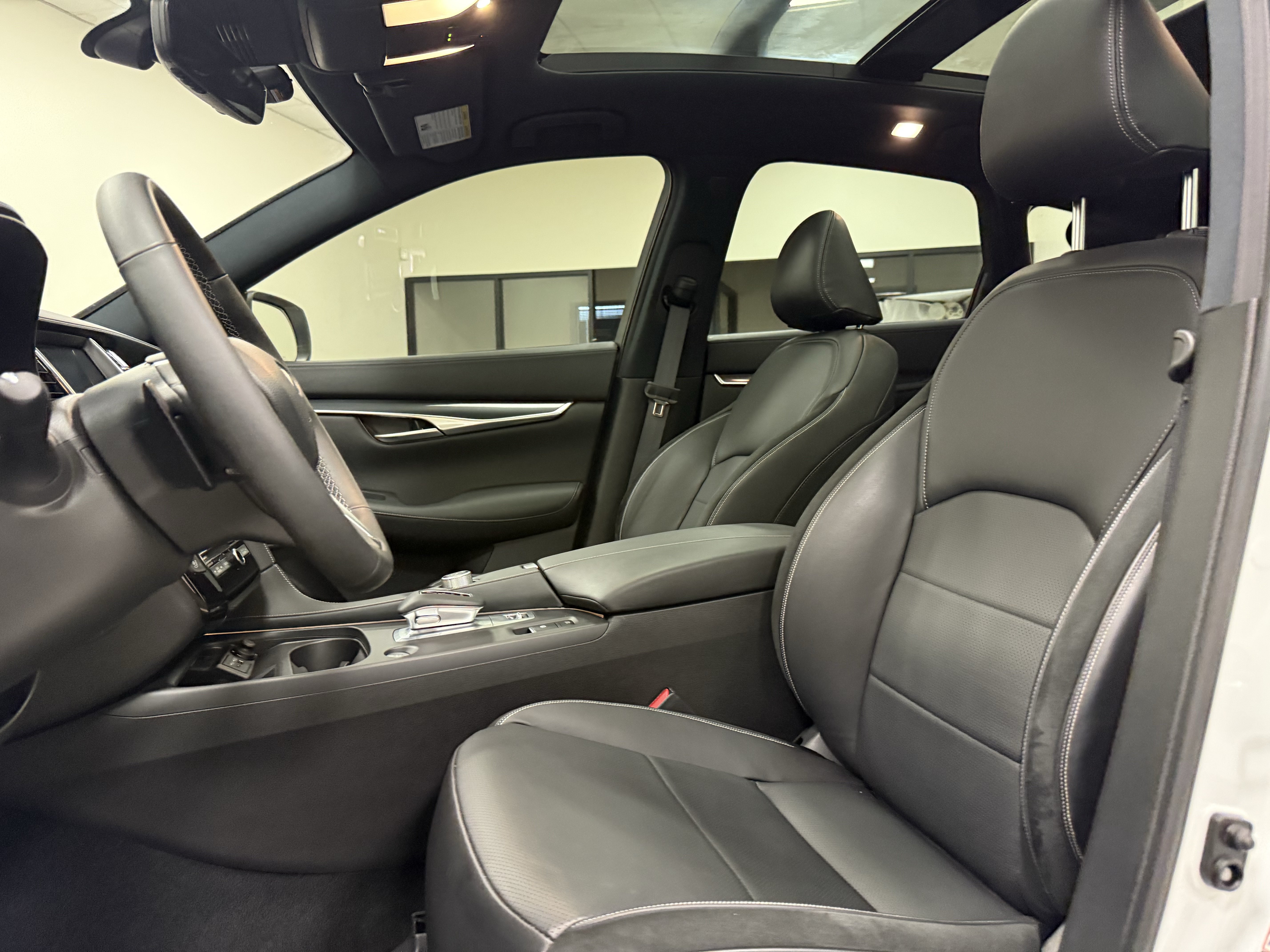 Certified 2025 INFINITI QX50 Sport AWD/4WD image 12