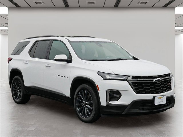 Used 2023 Chevrolet Traverse RS w/ LPO, Floor Liner Package