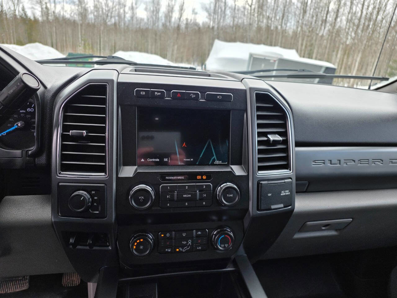 Used 2019 Ford F350 XLT w/ XLT Premium Package image 33