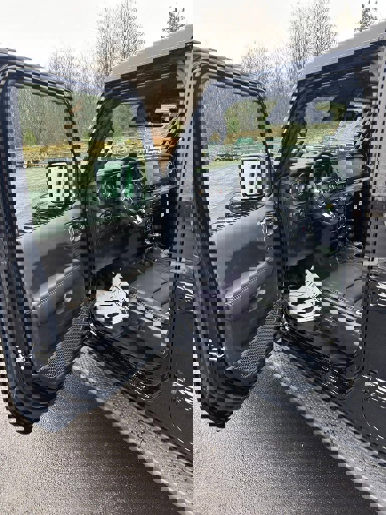 New 2026 Jeep Wrangler Unlimited Sahara image 10